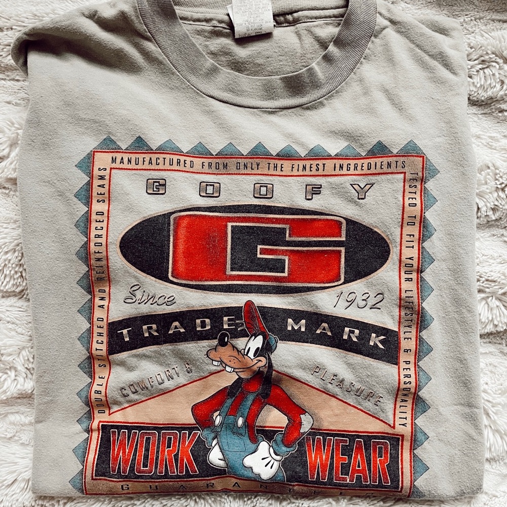 Vintage Goofy Disney Tshirt